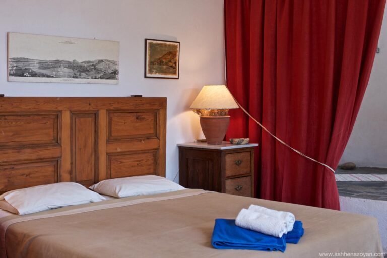 guest room at YogaOnCrete retreat house