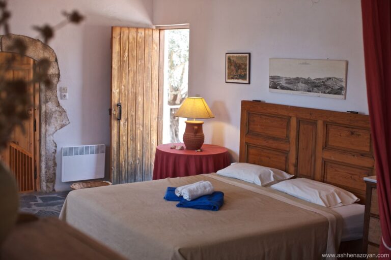 Bougainvillae room at YogaOnCrete retreat house in Crete